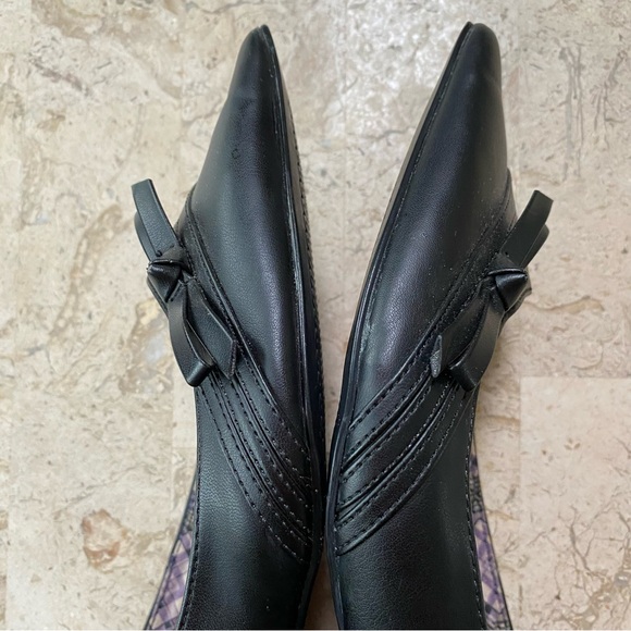 Black Slip On Low Heel Pointed Toe Bow Elegant Shoes American Eagle Size 8.5 - Picture 6 of 9
